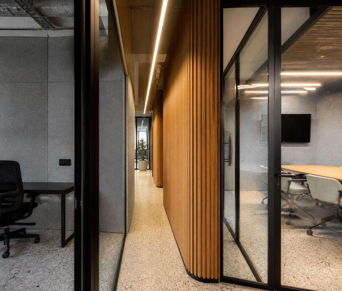 Studio Workspace — Office interior in Financial District